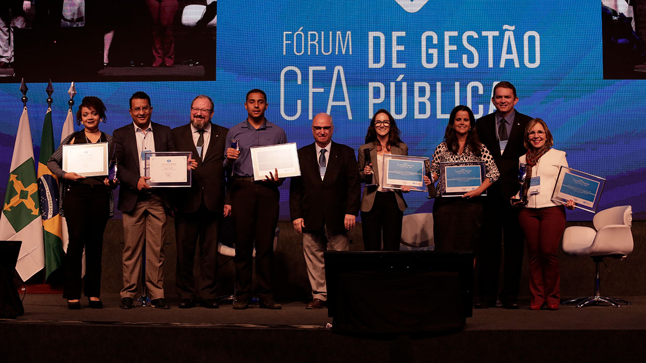 Leia mais sobre o artigo Vencedores dos prêmios Belmiro Siqueira e Guerreiro Ramos são premiados