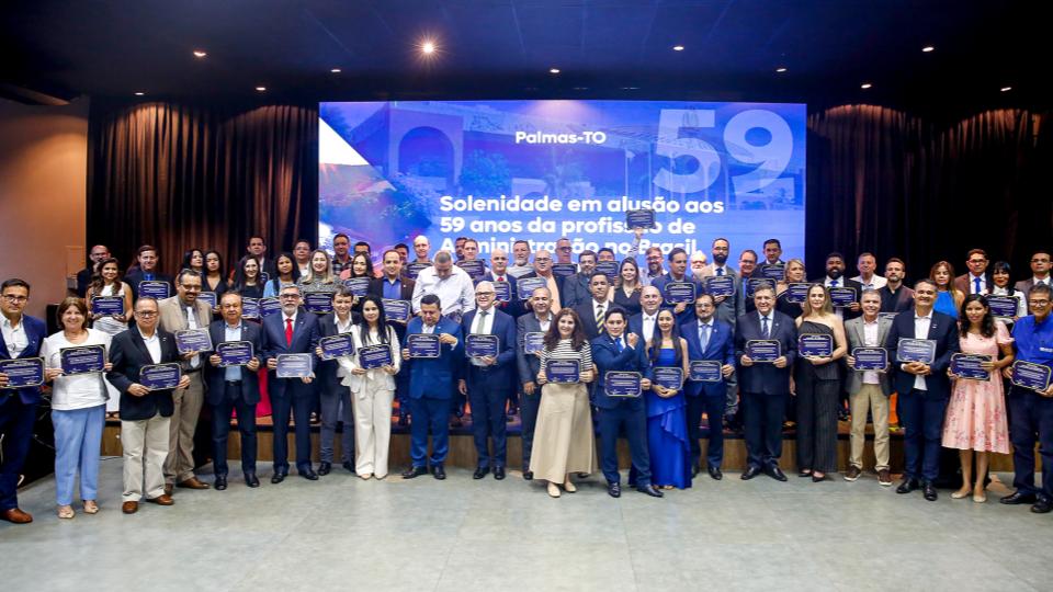 Leia mais sobre o artigo Celebração dos 59 anos da profissão em Palmas tem 150 homenageados