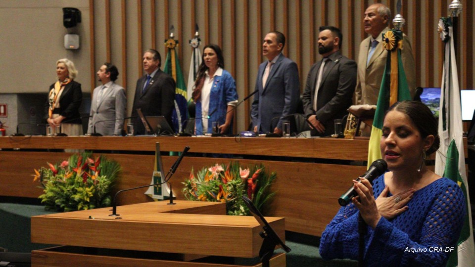 Leia mais sobre o artigo Sessão Solene na CLDF celebra 60 anos da regulamentação da Administração