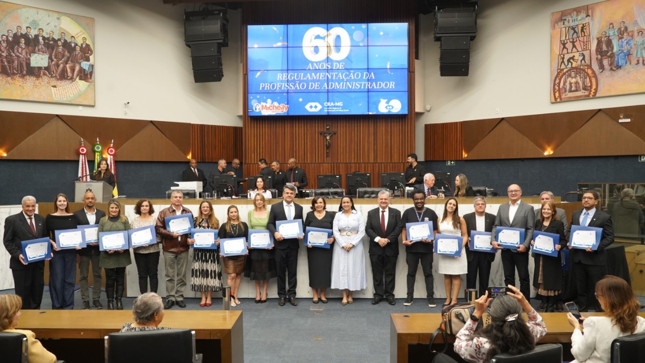 Leia mais sobre o artigo Câmara Municipal de Belo Horizonte homenageia os 60 anos da Administração