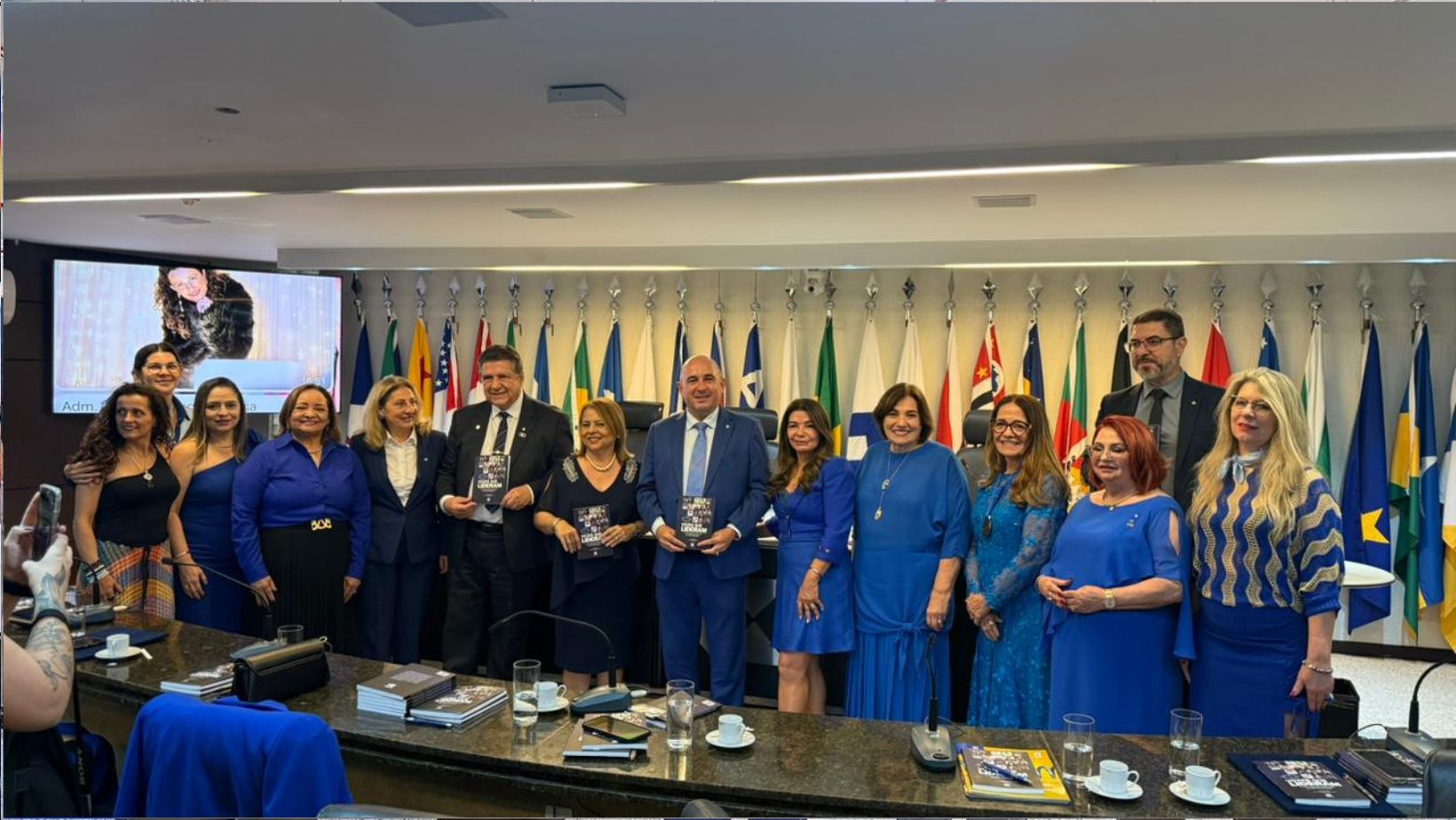 Leia mais sobre o artigo Lançamento de livro celebra protagonismo feminino na Administração