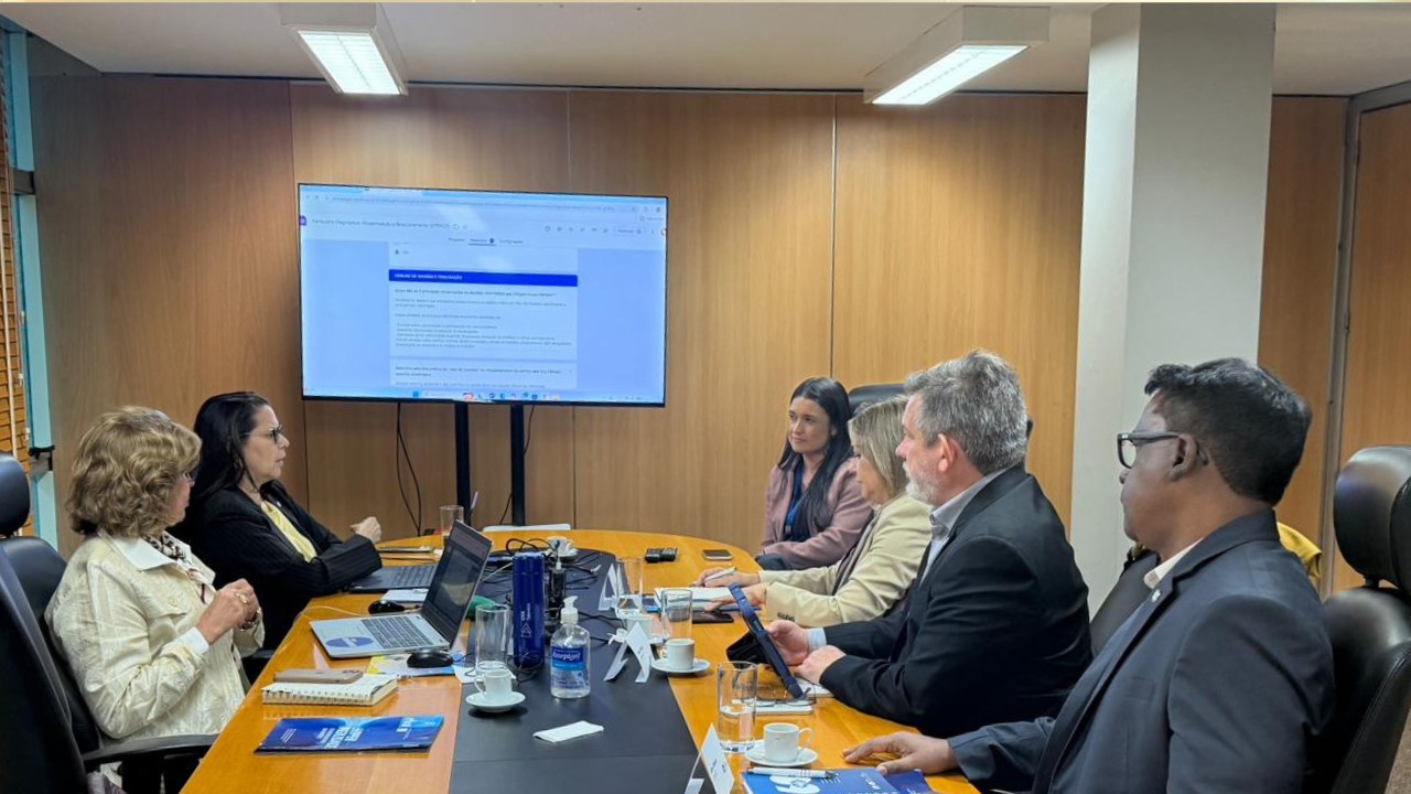 No momento, você está visualizando Grupo de Trabalho avança em ações para fortalecer relacionamento com profissionais e empresas registradas